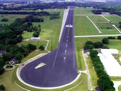 Florida Airports Real Estate Specialist - Let us help you buy or sell your next Airports Property