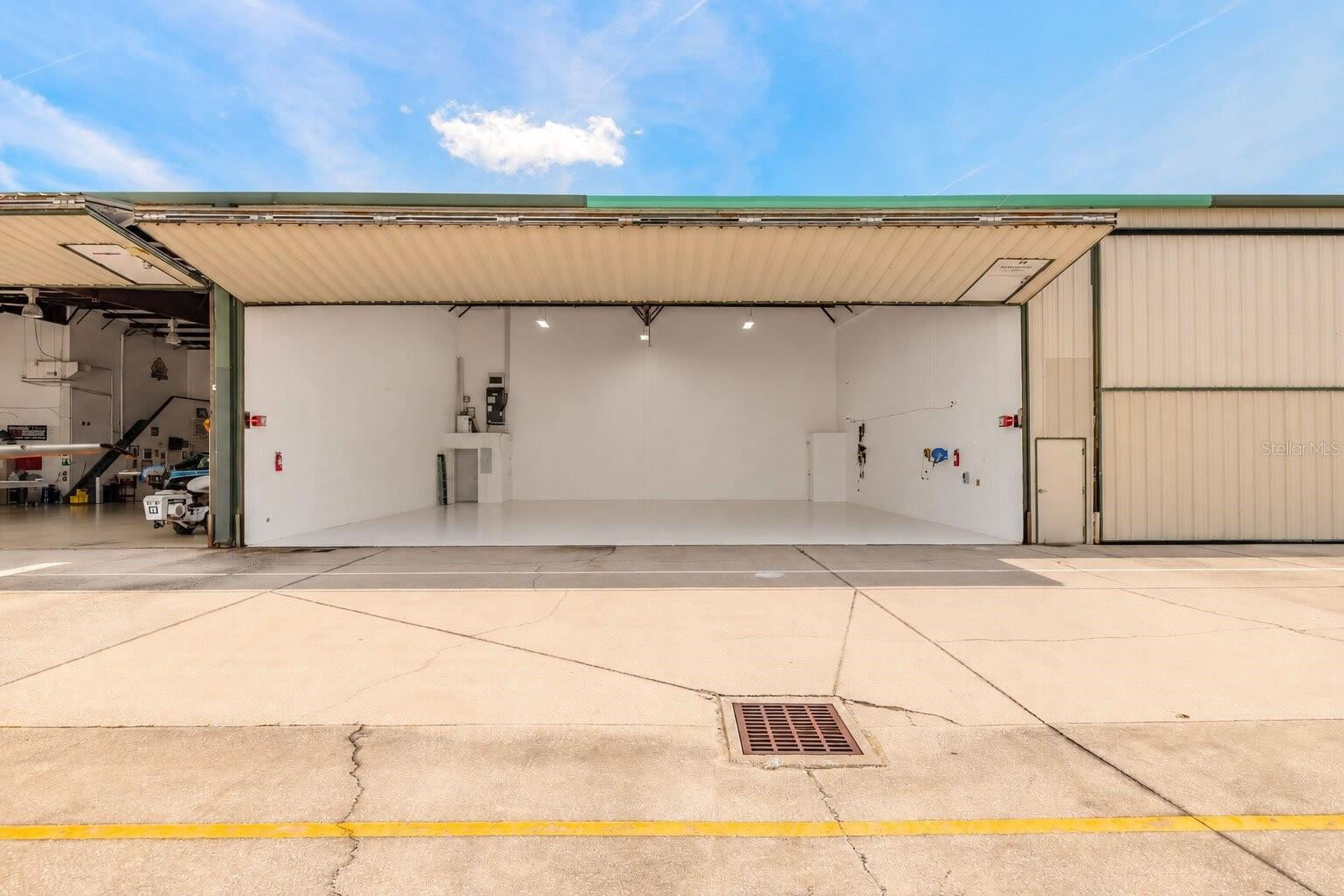 Commercial Hangar For Sale in Port Orange, FL