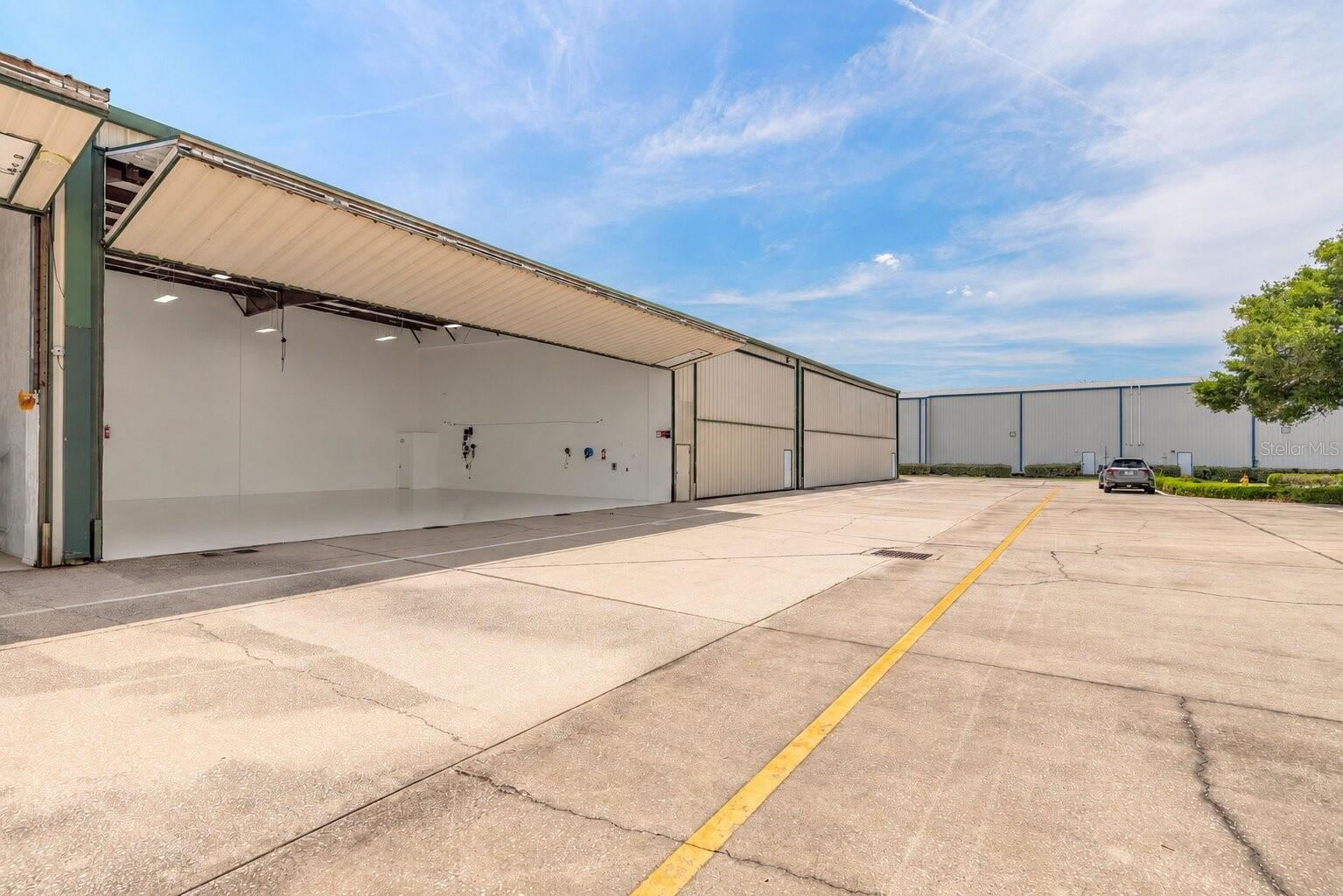 Commercial Hangar For Sale in Port Orange, FL $799,999